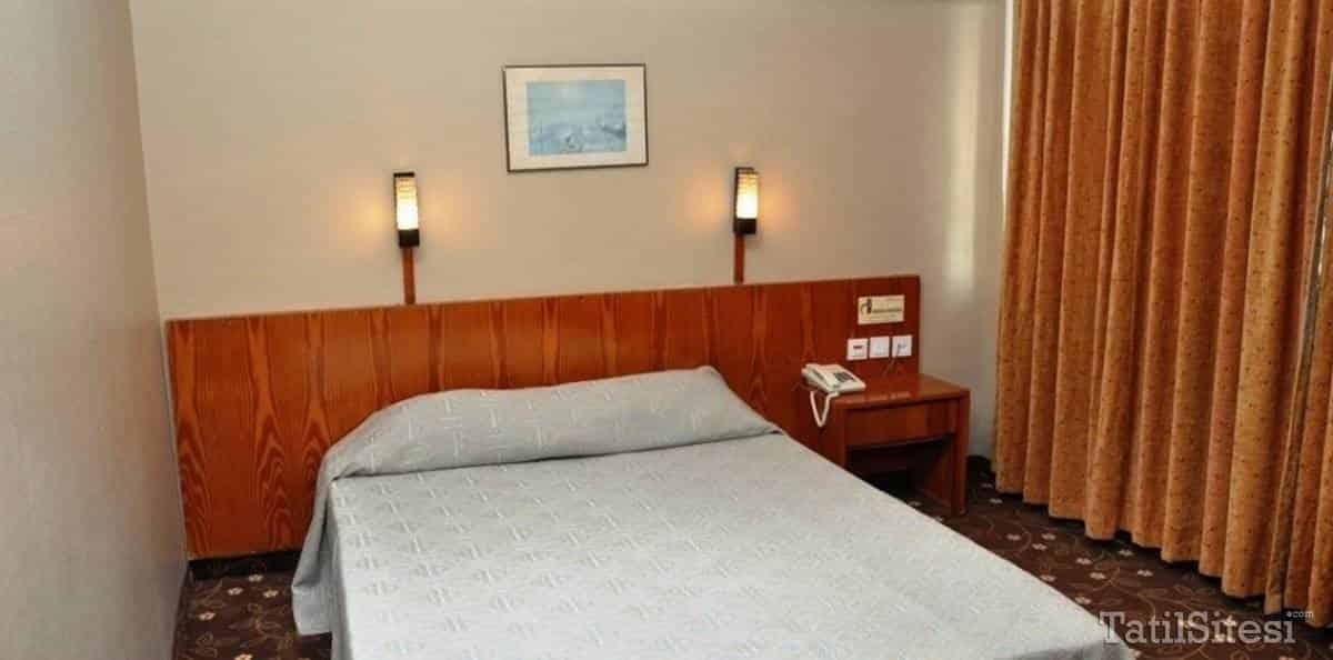 Deha Hotel